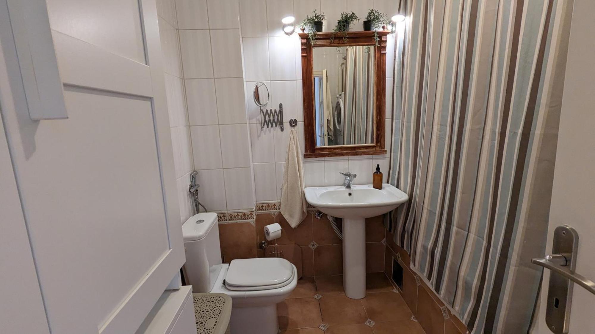 Center, Private Garage, Danube & Fortress, 3 Bdrm 2 Bath โนวีซาด ภายนอก รูปภาพ